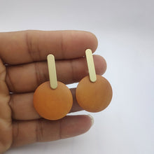 Load image into Gallery viewer, Minimalist Natural Abalone Shell Earrings Round Pendant Large Earrings Silver Gold Shell Earrings for Women Earrings Gold