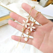 Load image into Gallery viewer, New Fashion Long Tassel Crystal D Letter Drop Earrings For Women Luxury Big Earring Korean  Jewelry Statement oorbellen 2020