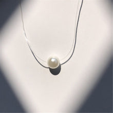 Load image into Gallery viewer, SUMENG nueva personalidad de moda cuadrado de imitación de perlas de cristal de circón collar Invisible transparente sedal collar de las mujeres